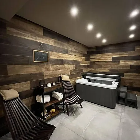 Luxury Krk Ii With Heated Pool 빌라 바슈카