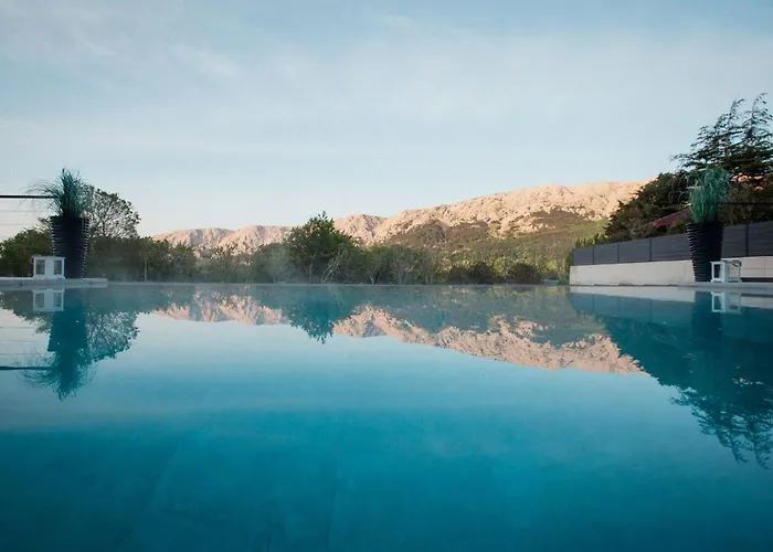 Luxury Krk Ii With Heated Pool Baška