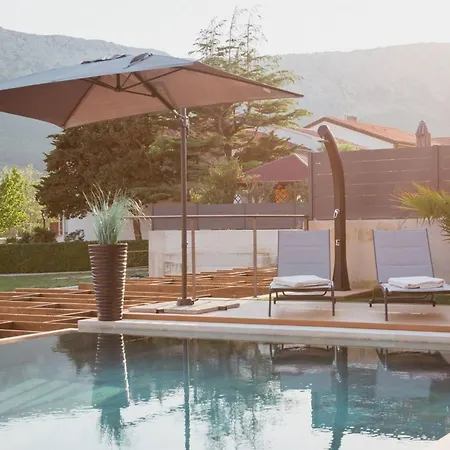 Luxury Krk Ii With Heated Pool