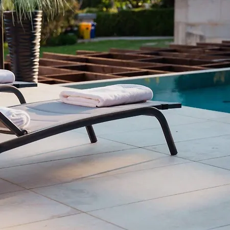 Villa Luxury Krk Ii With Heated Pool *