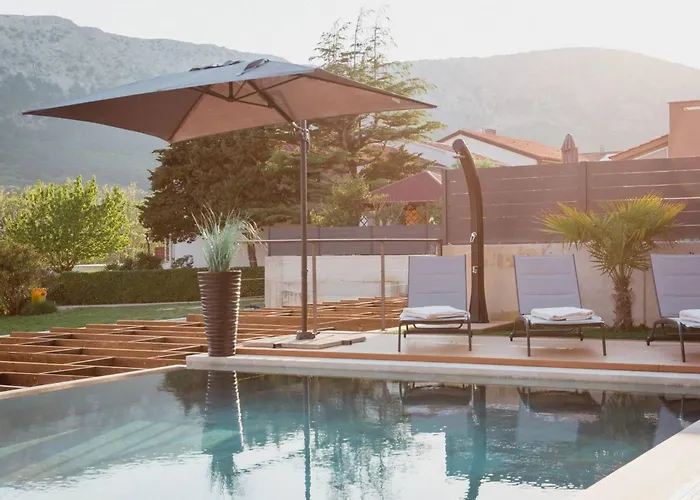Luxury Krk Ii With Heated Pool